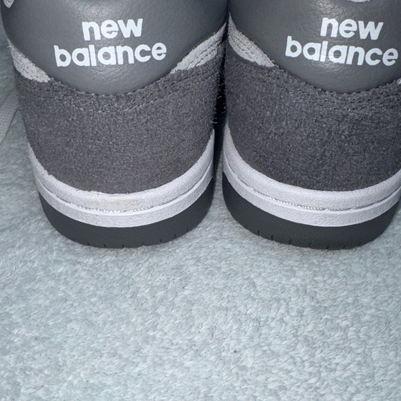 New Balance 480 Gray and White Sneakers - Picture 3 of 5